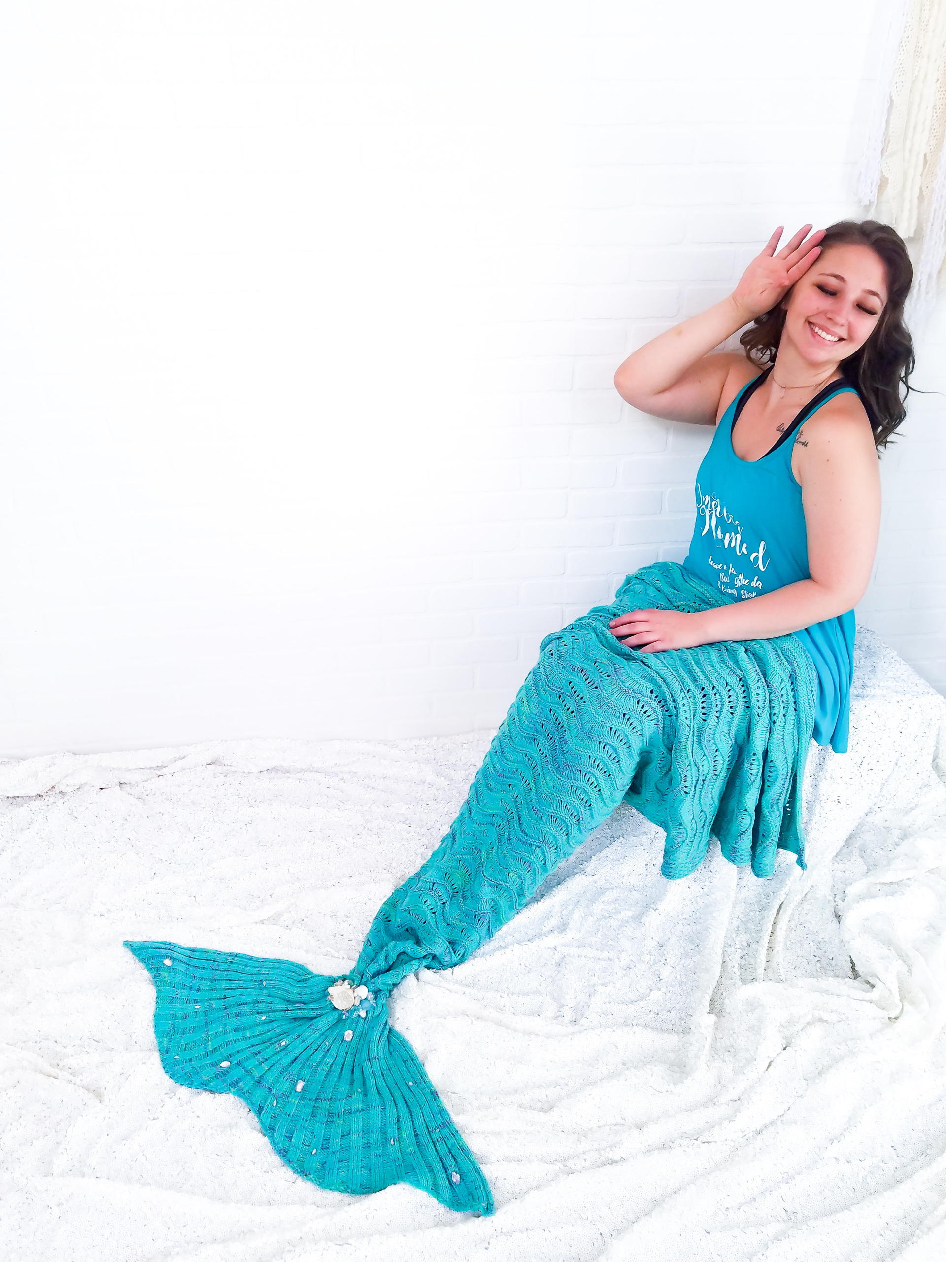 Crystalized Mermaid Tail Blanket - Aqua